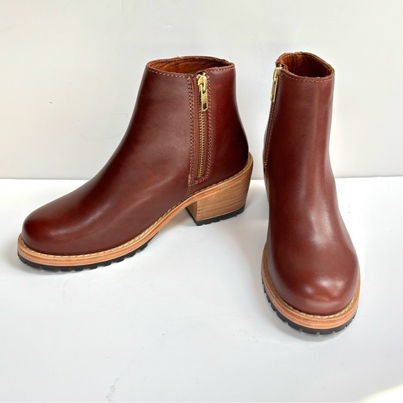 PATINA‎ Cognac Leather Chunky Lug Sole Ankle Boot Portland Leather New Size 5.5 - Picture 1 of 15